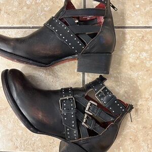 FREEBIRD Belgium size 9